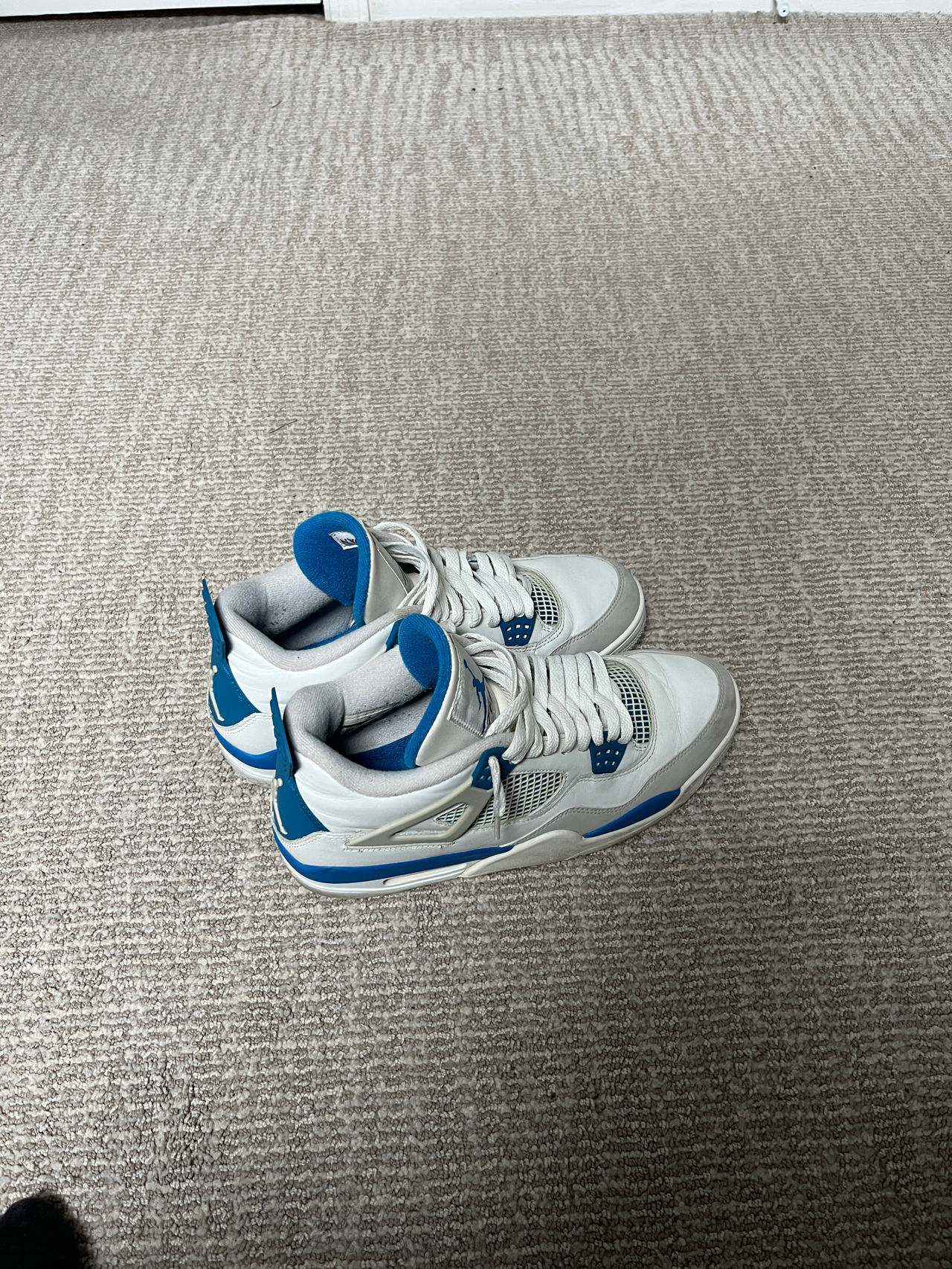 Air Jordan 4 Retro