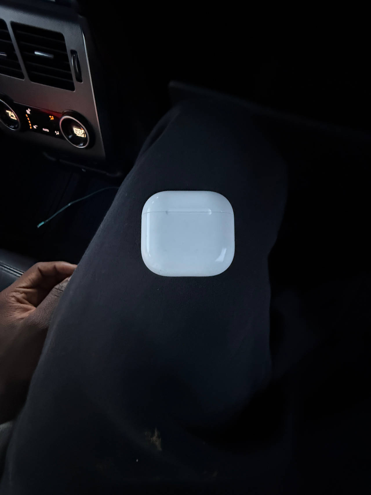 Apple AirPods