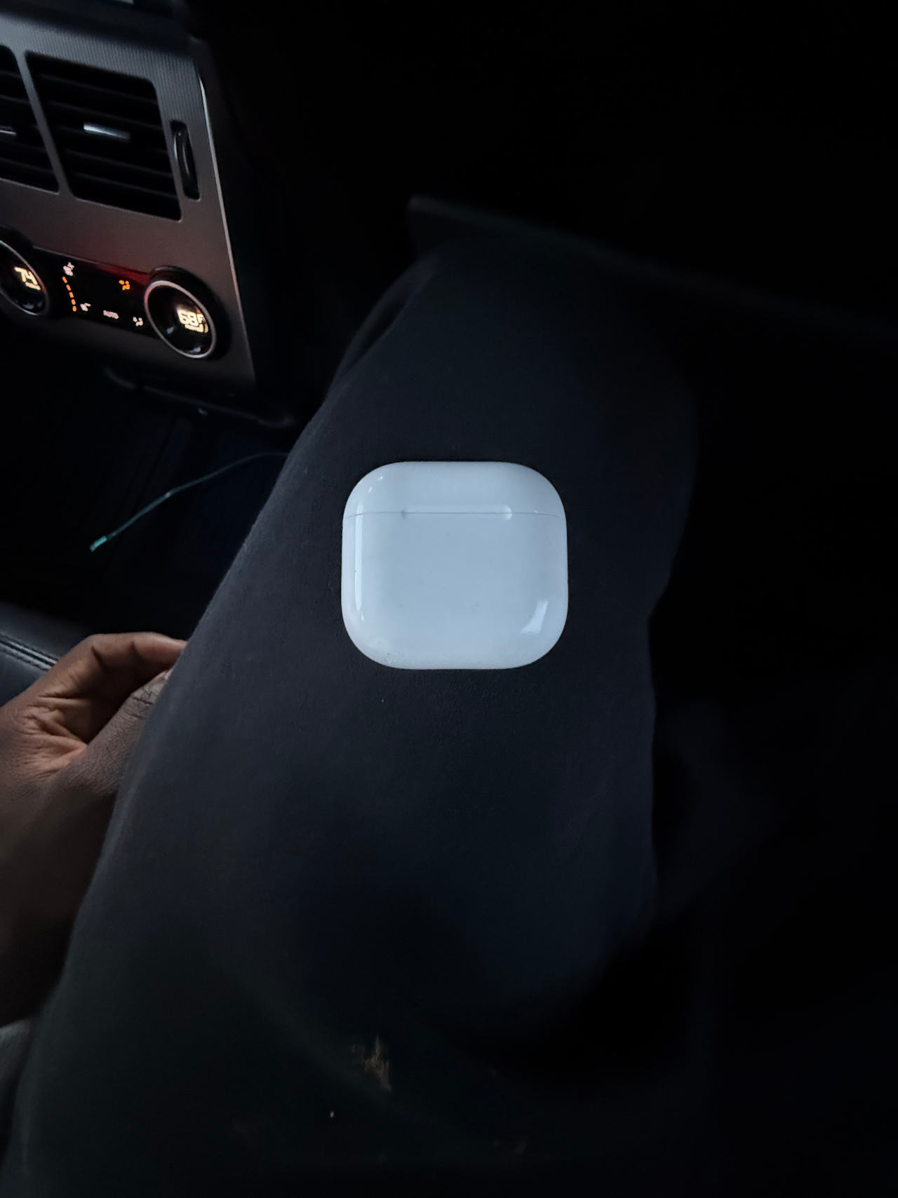 Apple AirPods