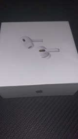 Apple AirPods Pro - Image 1