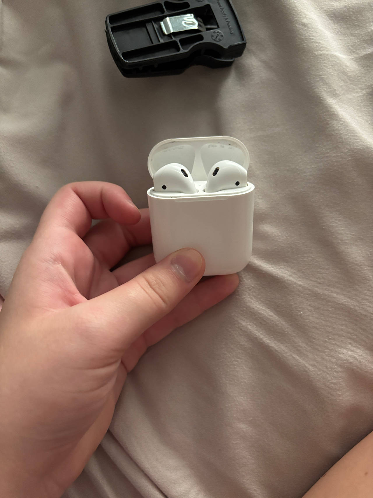 Apple AirPods