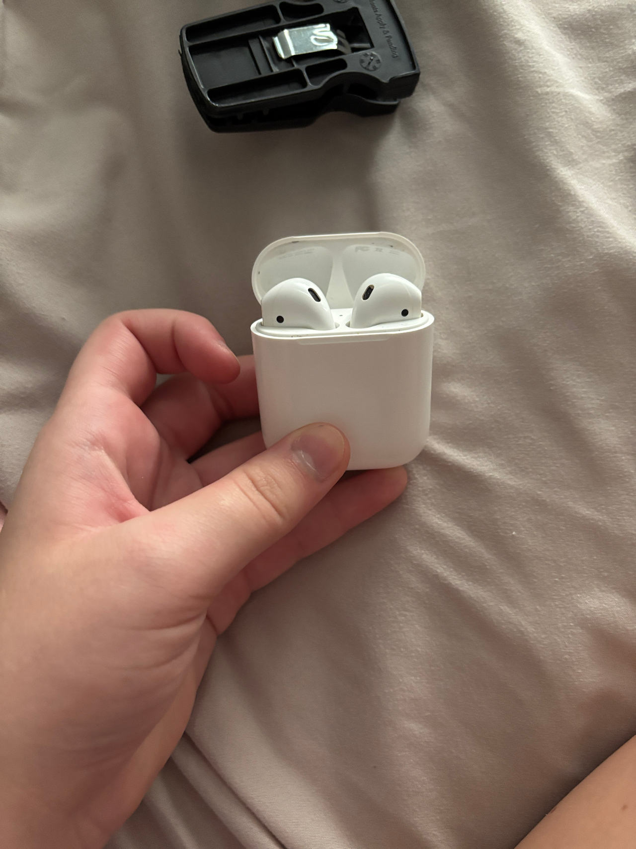 Apple AirPods
