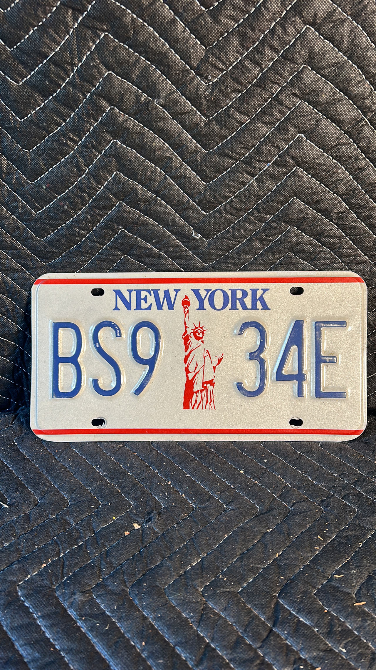Vintage New York Statue of Liberty License Plate