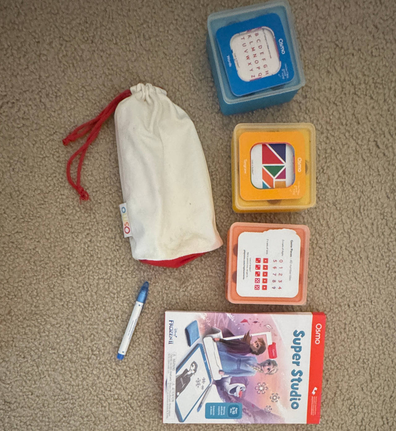 Osmo Genius Starter Kit + Super Studio Frozen 2 Bundle for iPad