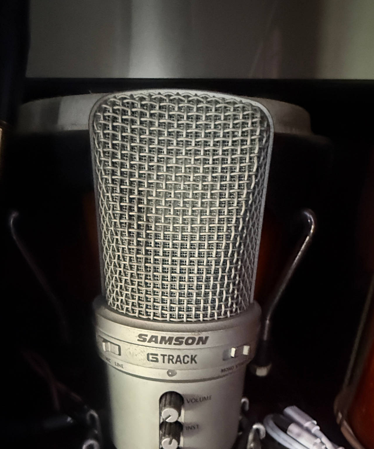 Samson G-Track USB Condenser Microphone with Audio Interface