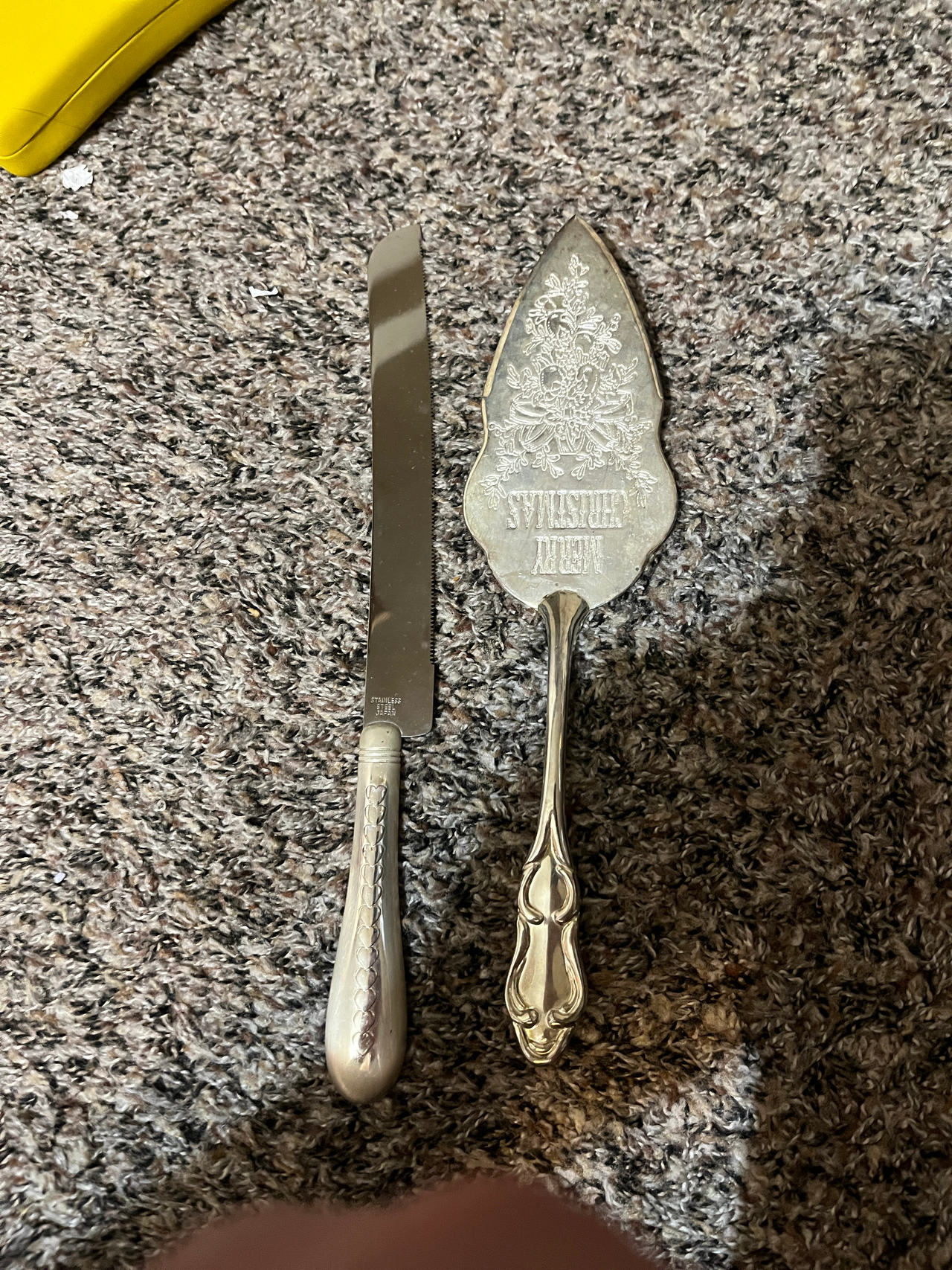International Silver Merry Christmas Cake Server and Knife Set