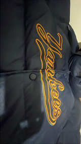 Authentic New York Yankees Puffer Jacket - Image 3