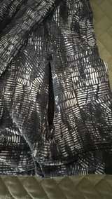 Lululemon Rulu Run Long Sleeve Shirt Black White Geo Size 6 - Image 3