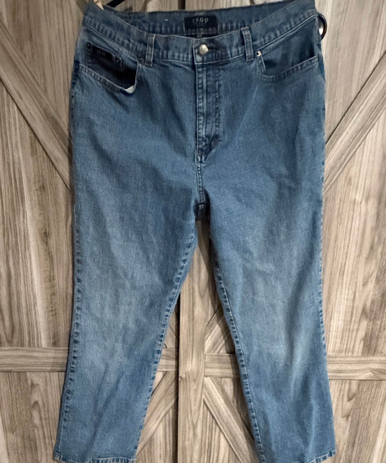 Izod Women's Straight Leg Jeans size 12P Petite