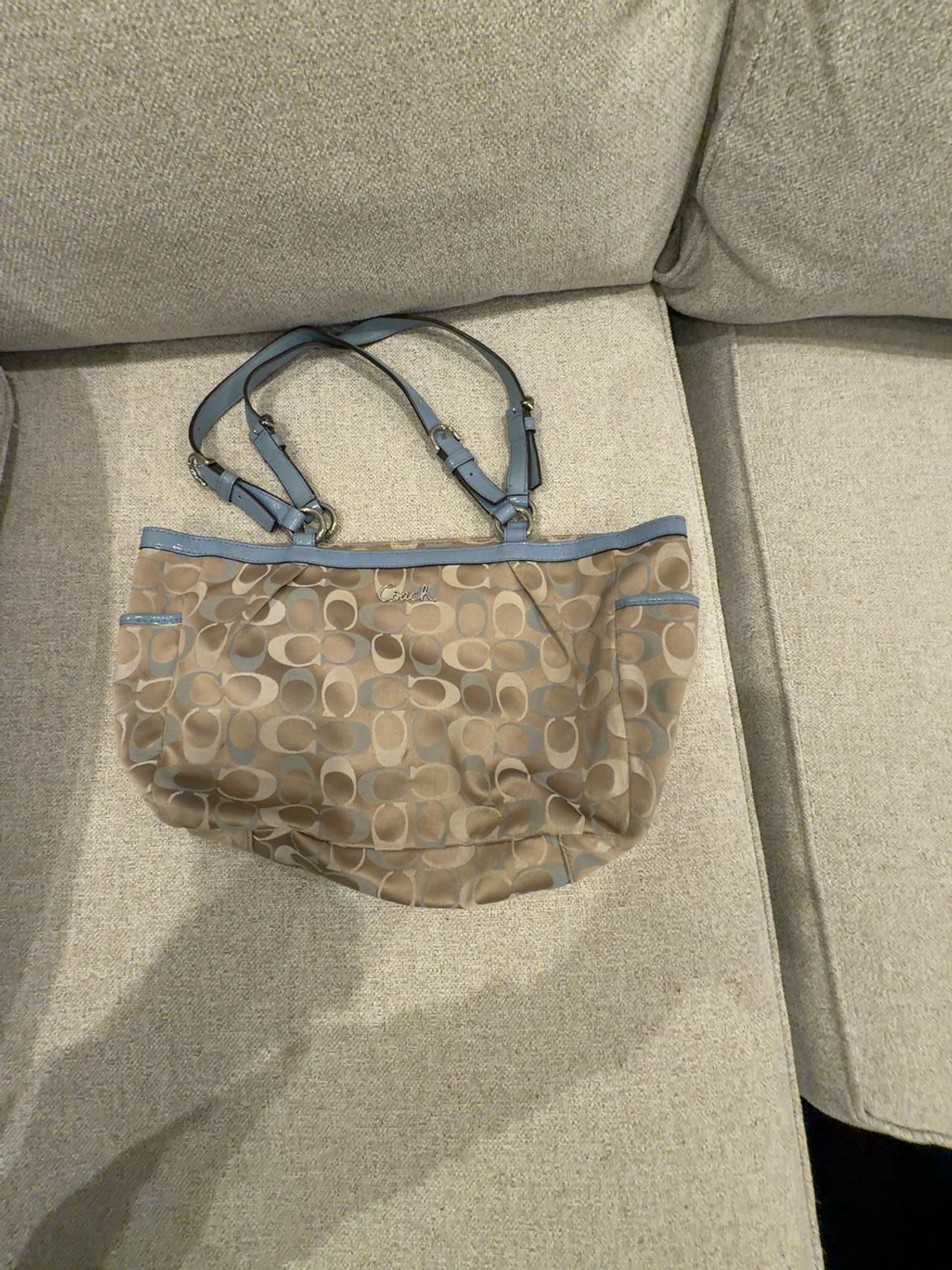Coach Gallery Signature Tote Bag Silver Gray