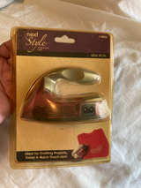 Next Style Mini Iron - Image 1