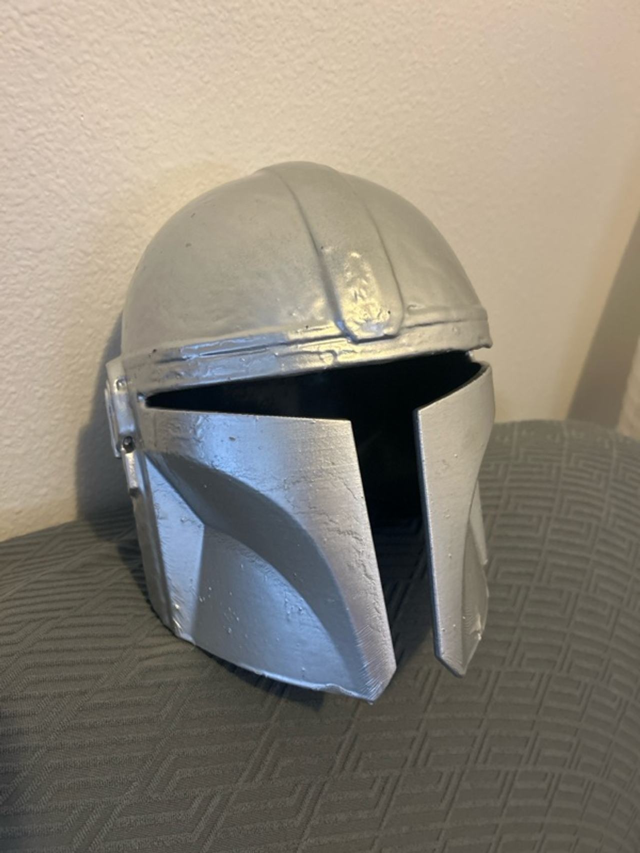 Star Wars Mandalorian Helmet Silver