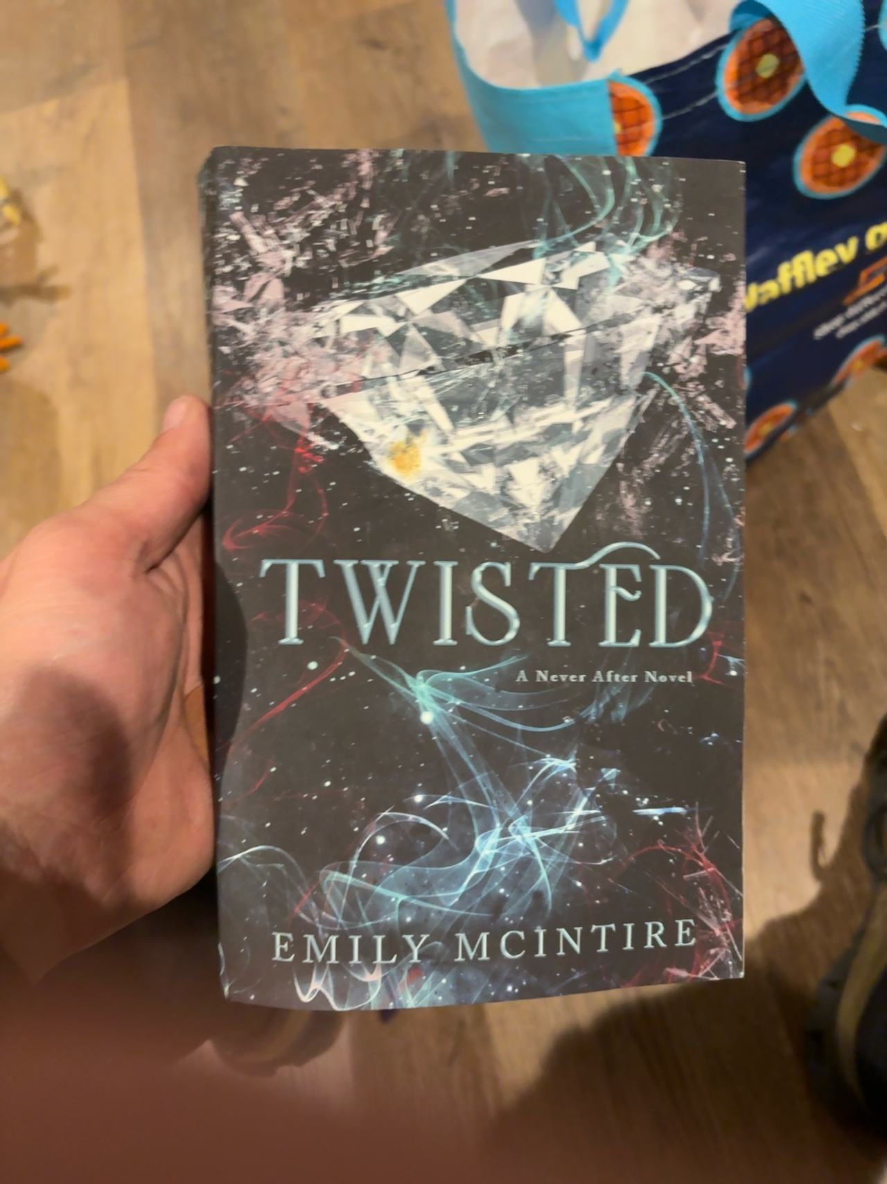 Twisted (Never After) by Emily McIntire - Paperback