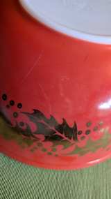 PYREX Holiday Holly 4 Quart Mixing Bowl 404 - Image 4