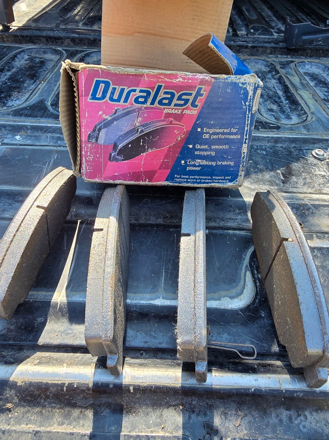 Duralast Brake Pads Set