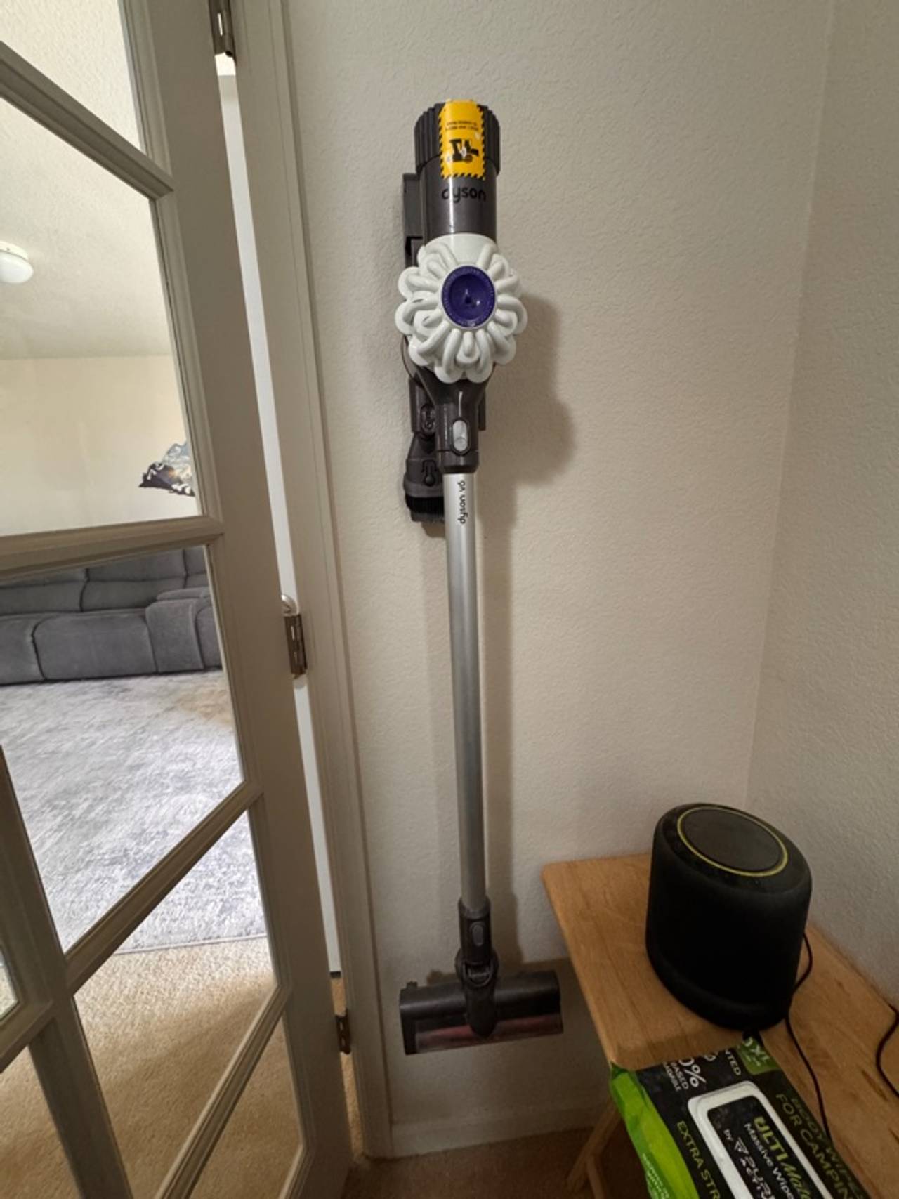 Dyson V6 Cordless Vacuum Cleaner