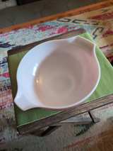 PYREX Gooseberry Pink Cinderella Mixing Bowl 444  4 Quart - Image 5