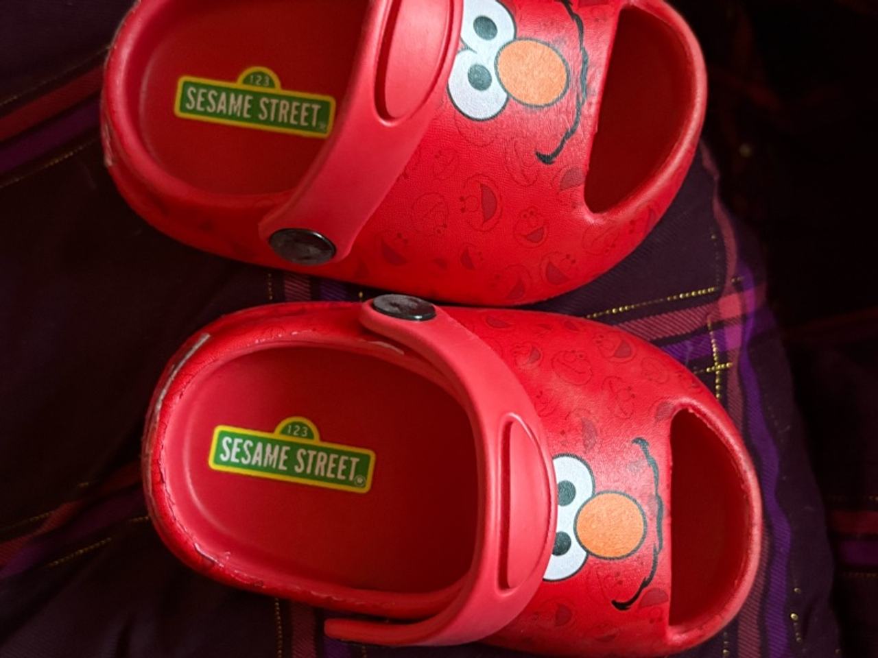 New Kids Sesame Street Elmo Red Slides size 3
