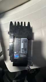 Square D PowerPact HGA260301 30A 600V 3-Pole Circuit Breaker - Image 3