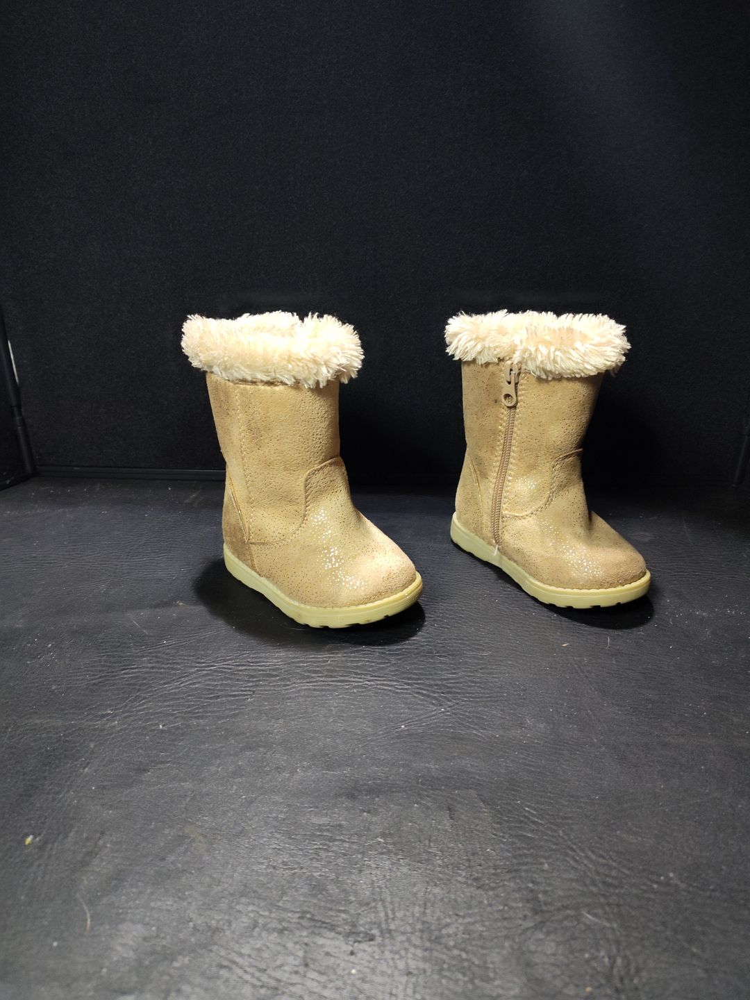 Cat & Jack Toddler Girl Gold Shearling Winter Boots