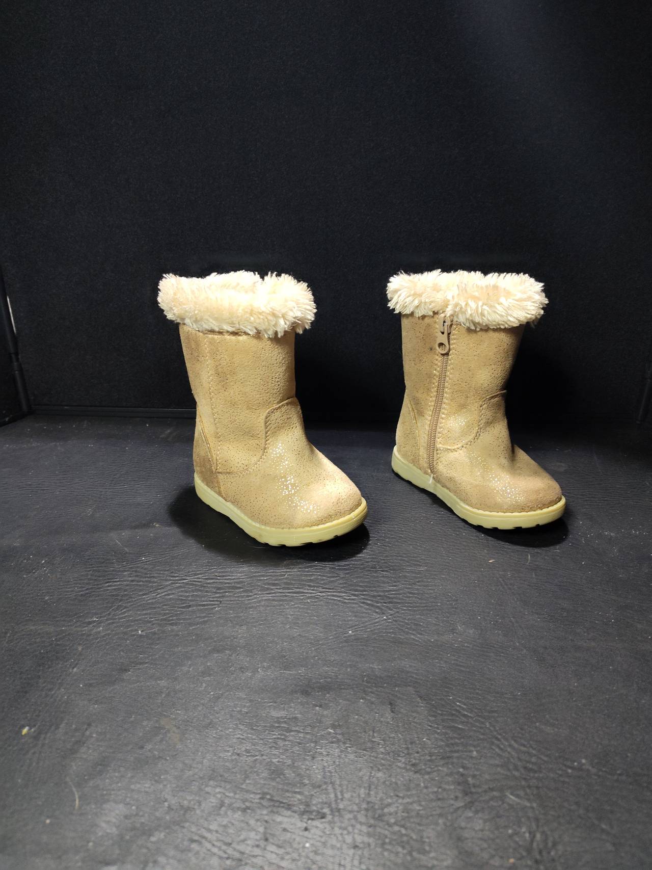 Cat & Jack Toddler Girl Gold Shearling Winter Boots