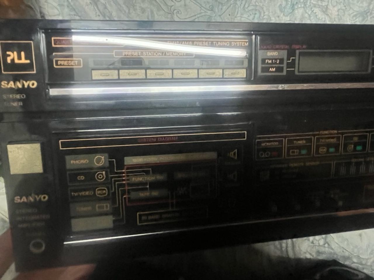 Sanyo CP786 Stereo Receiver with Cassette Deck