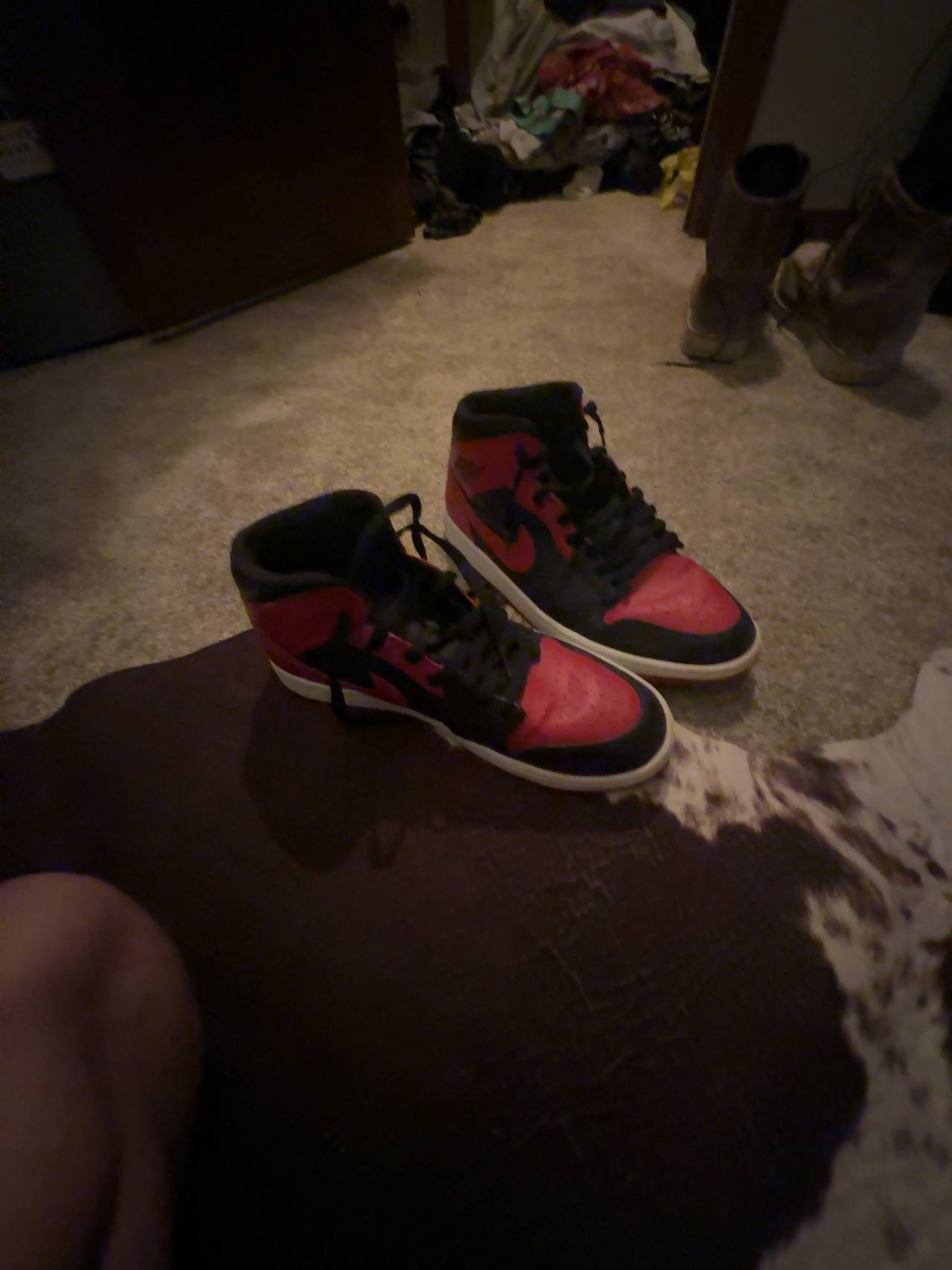 Nike Air Jordan 1 Mid Banned Gym Red/Black