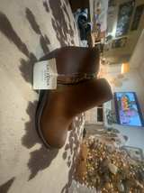 Arizona Women's Ankle Boot Cognac size 6M - Image 1