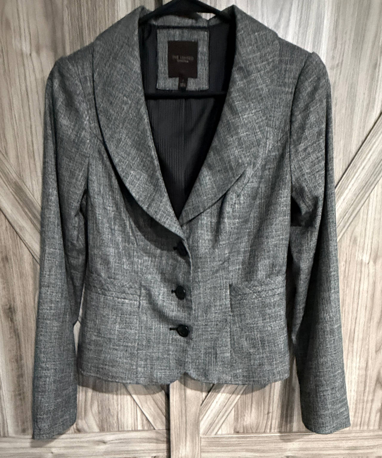 The Limited Gray Textured Cropped Blazer size 2 Jacket Business Casual