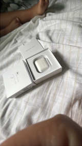 Apple AirPods - Image 1