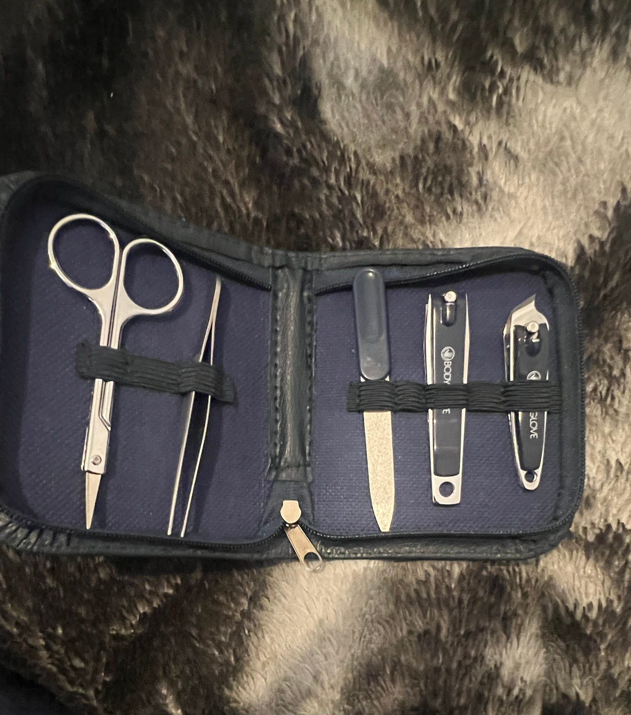 Body Glove Manicure Set