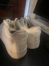 Nike Air Force 1 Low Triple White - Image 2