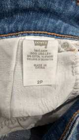 Levi's Women's Mid Rise 515 Capri Jeans size 2P - Image 7