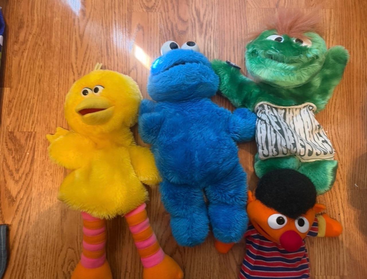 Vintage Sesame Street Hand Puppets Lot of 4 - Big Bird, Cookie, Ernie, Oscar