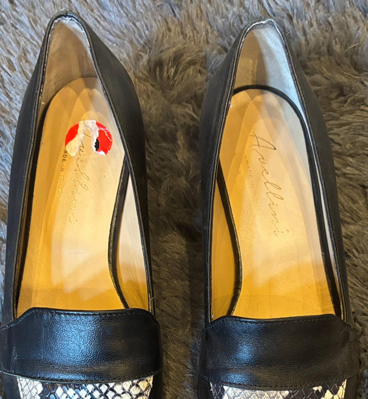 Avellini Leather Size 6 Loafer Pumps