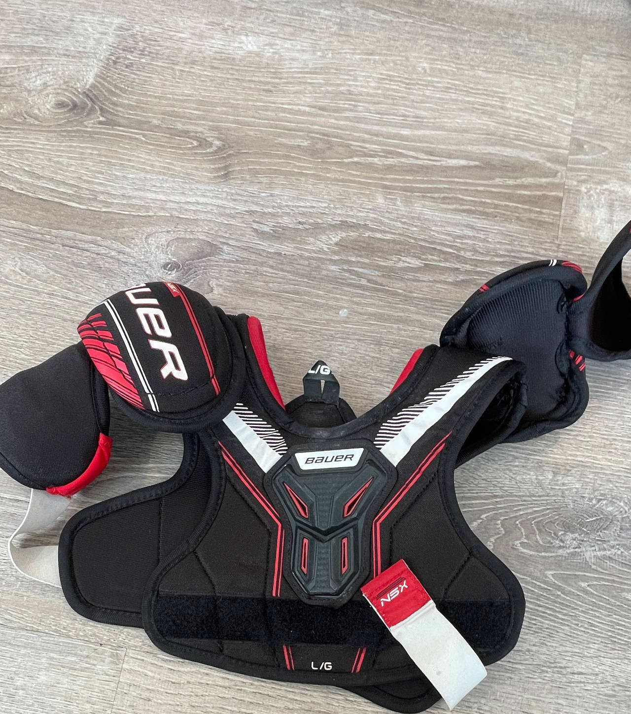 Bauer NSX Youth Shoulder Pads Large