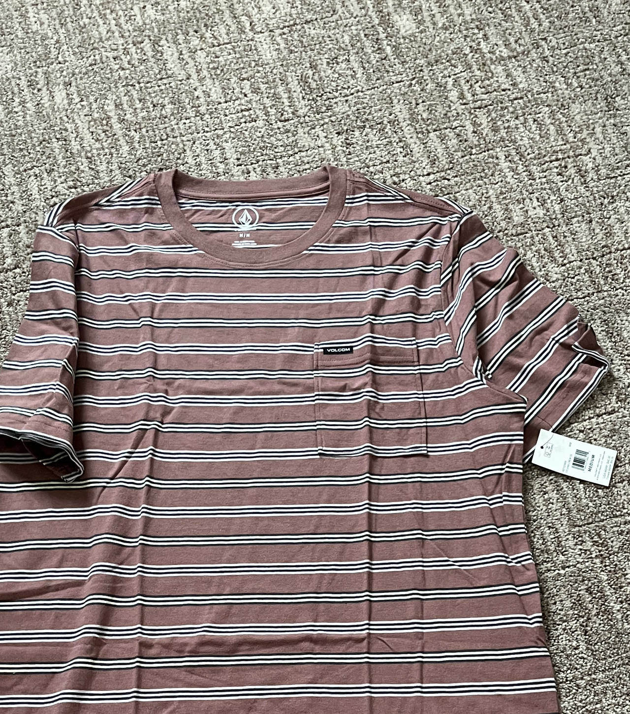 NWT Volcom Men's Striped Pocket T-Shirt Medium
