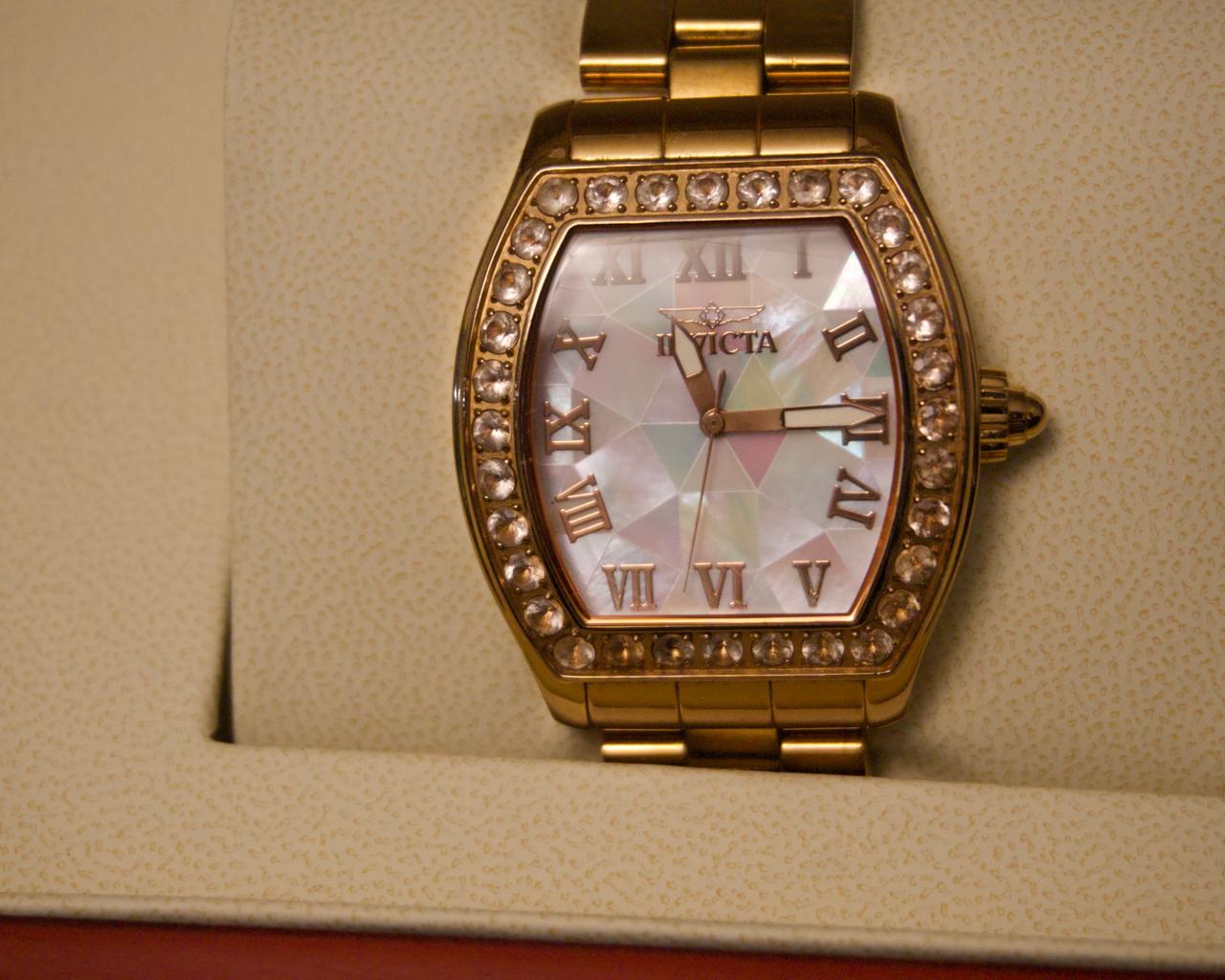 Invicta Angel Lady 14529 – Gold/Tone 37 mm, MOP Dial & Morganite Bezel