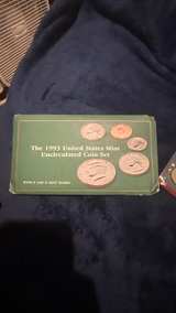 1993 United States Mint Uncirculated Coin Set - Image 2