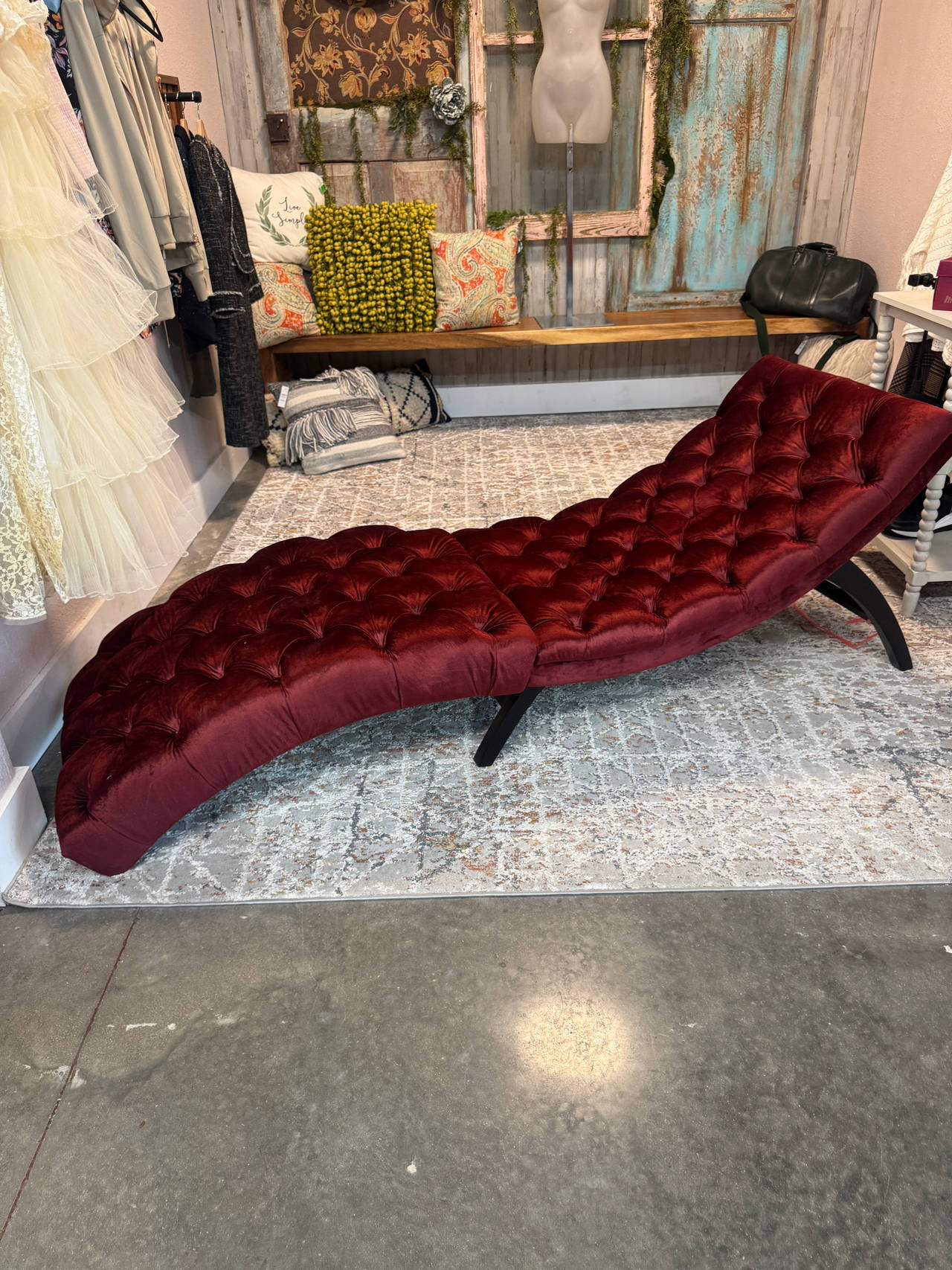 Chaise Lounge
