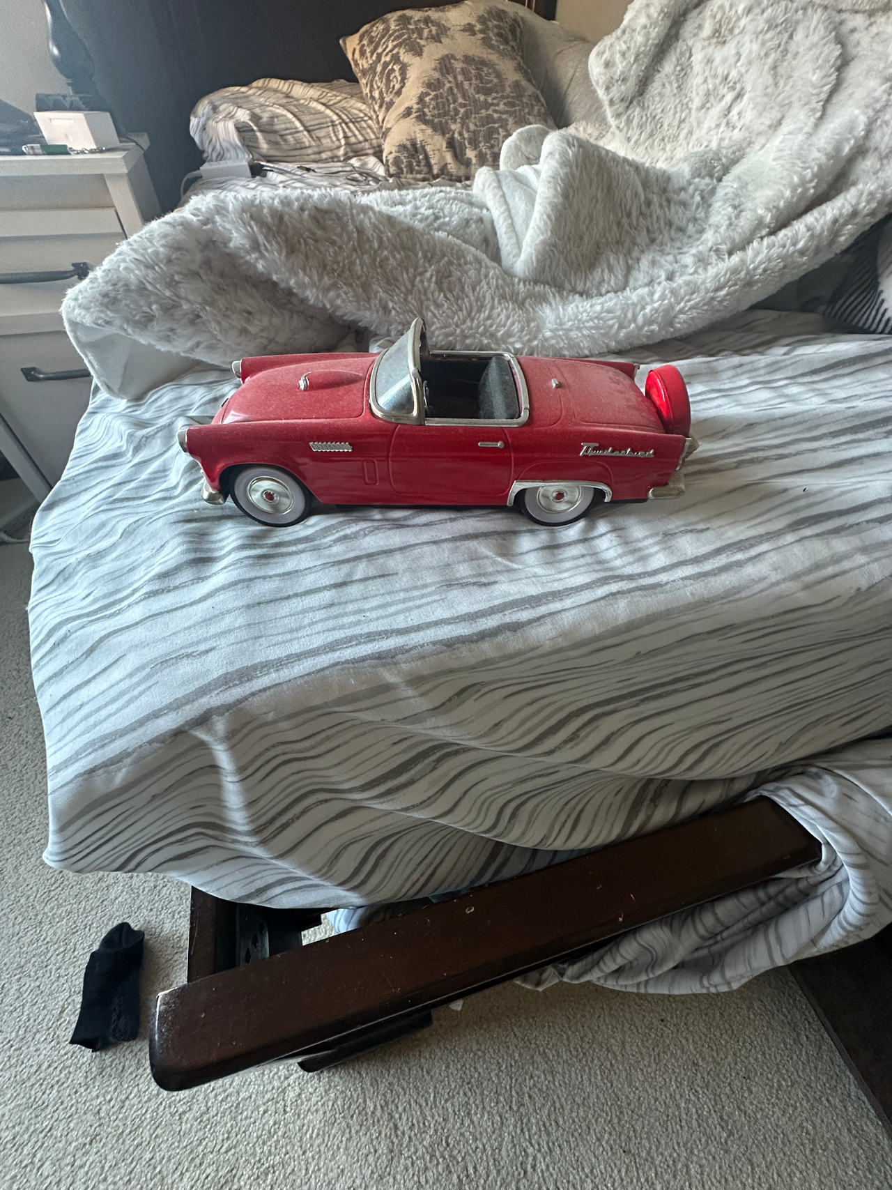 Ford Thunderbird Diecast Model Car