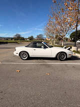 1991 Mazda MX-5 Miata (NA) - Image 8