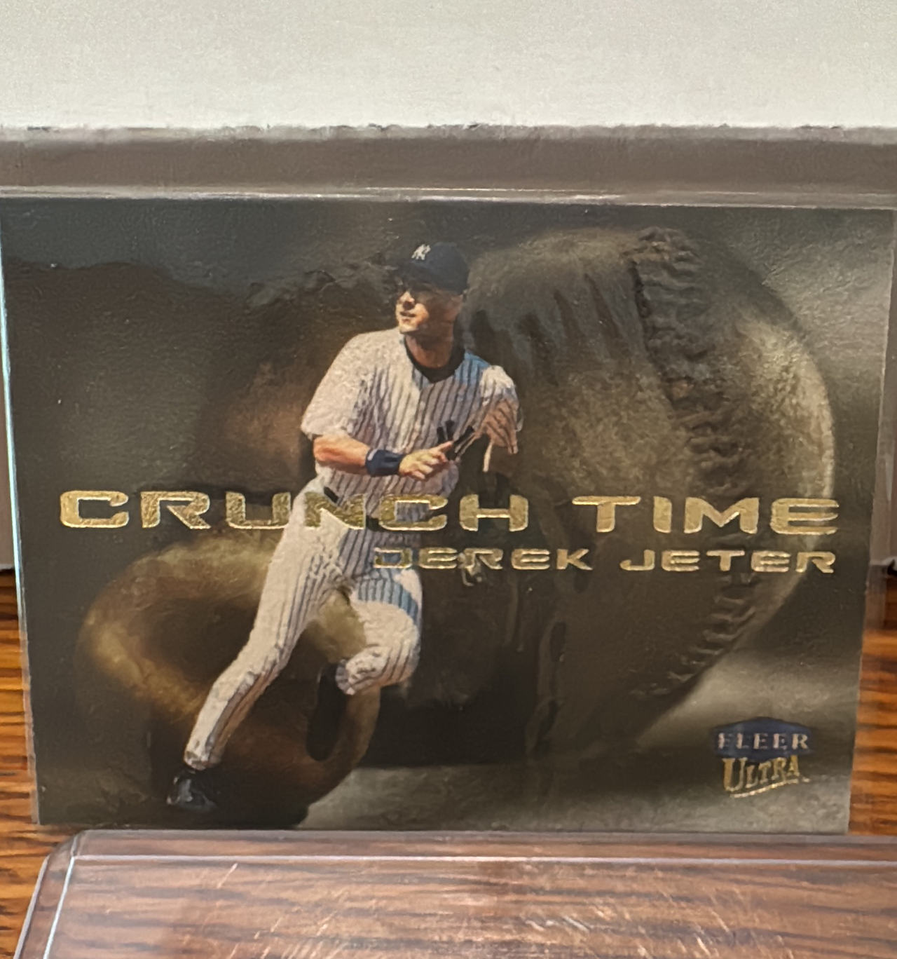 2001 Fleer Ultra Crunch Time Derek Jeter #10CT