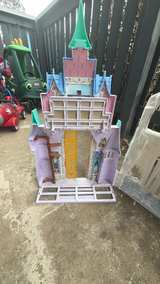 Disney Frozen Arendelle Castle Playset with Ice Mountain - Image 3