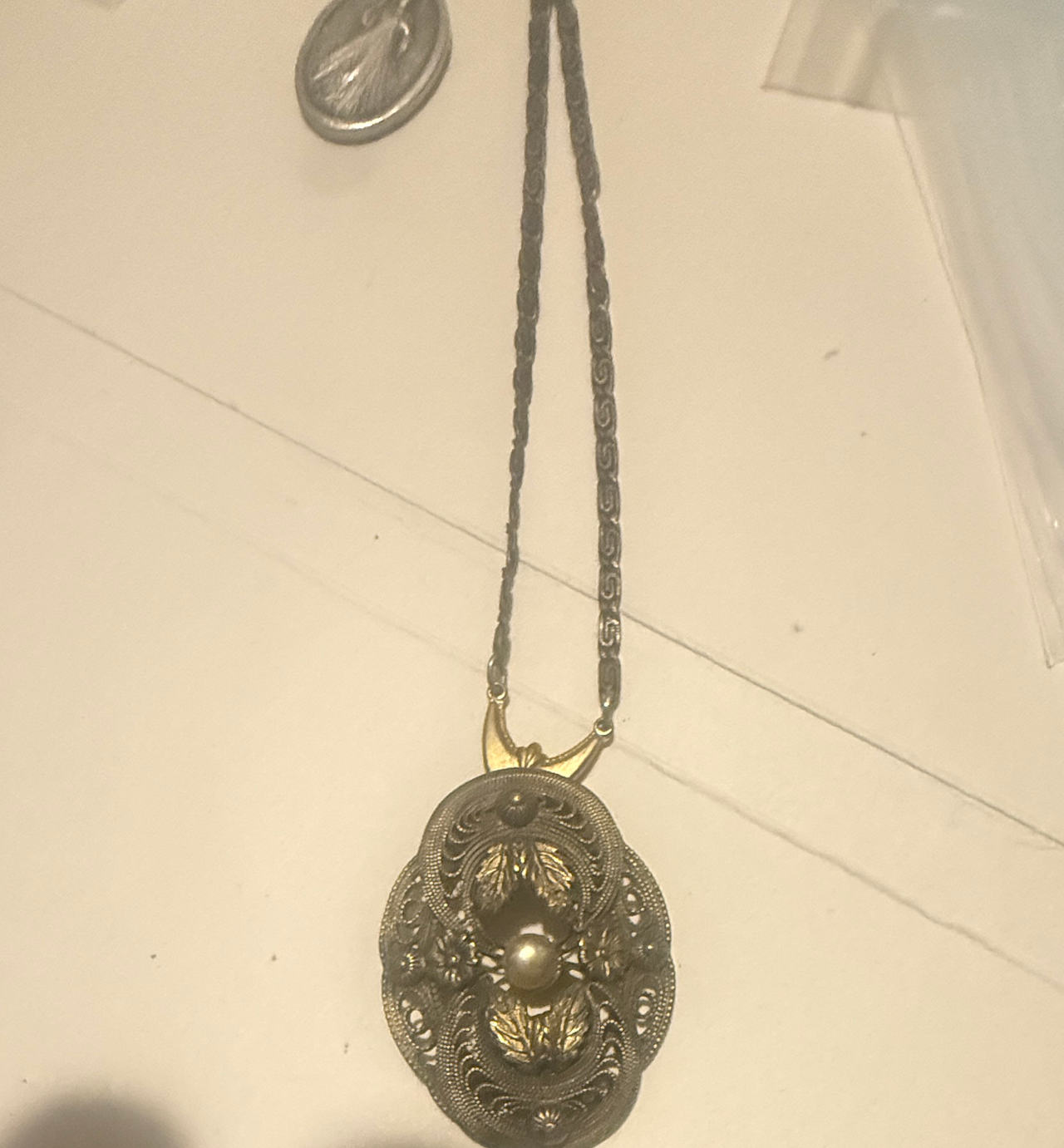 Vintage Victorian Style Filigree Pendant Necklace