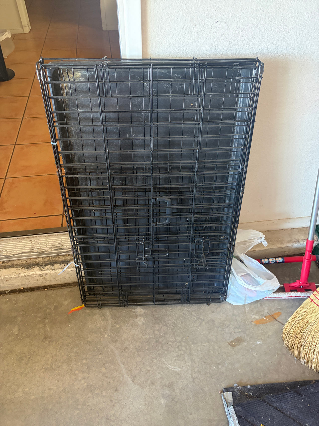 MidWest iCrate Folding Metal Dog Crate