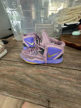 Nike Kyrie 8 Infinity - Image 1