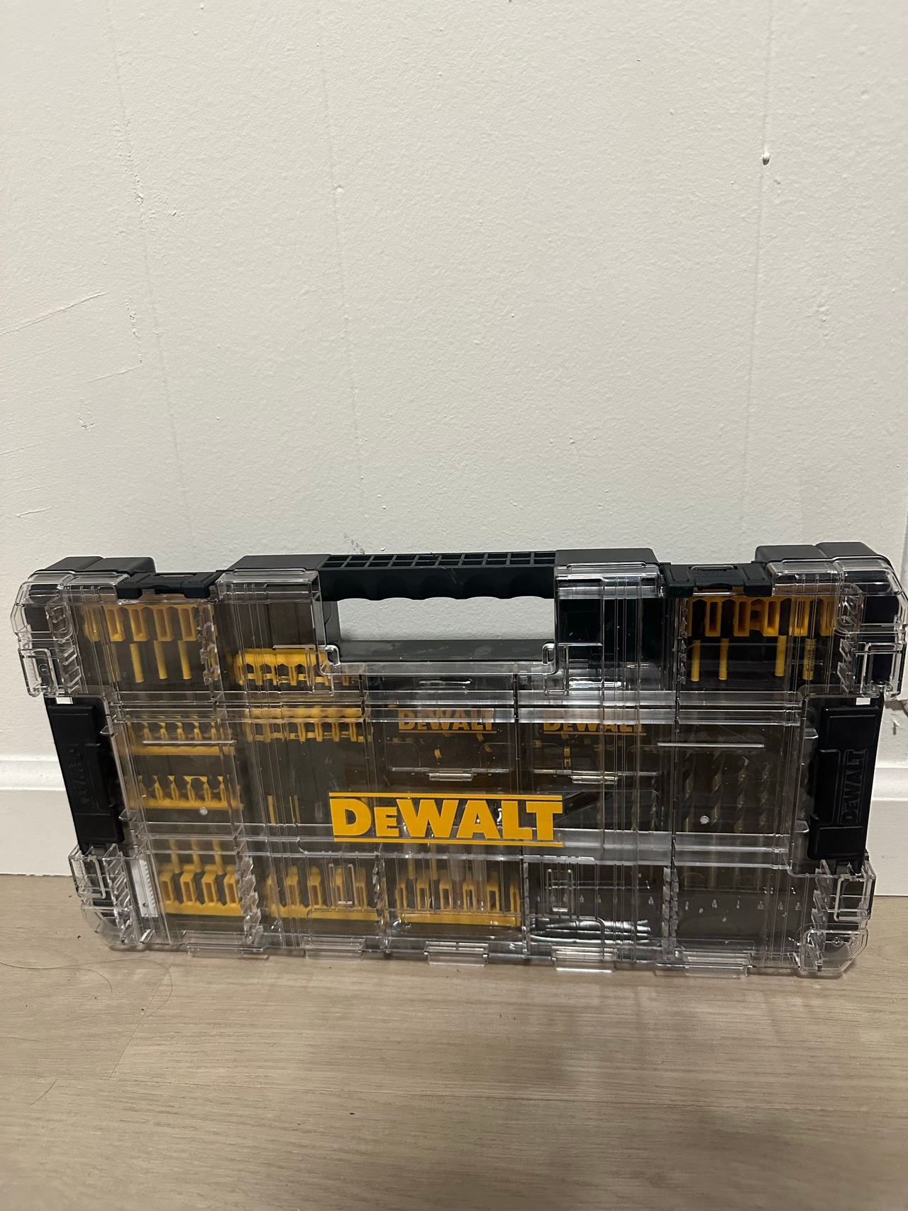 DEWALT 110-Piece Drill/Driver Bit Set