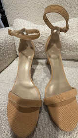 Stuart Weitzman Nudist Beige Leather Sandals: 7.5 - Image 2