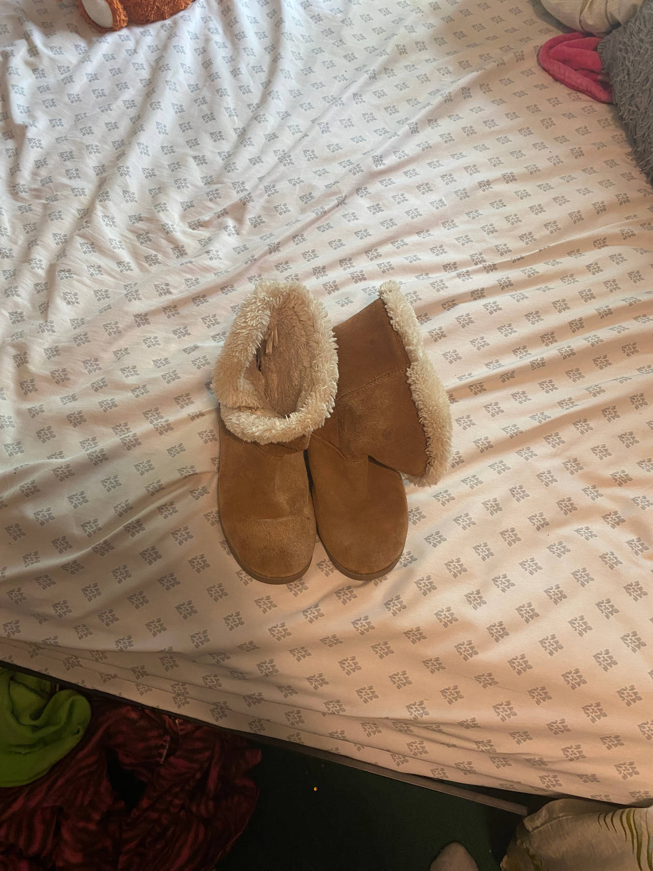 Shearling Lined Suede Boots Size 7